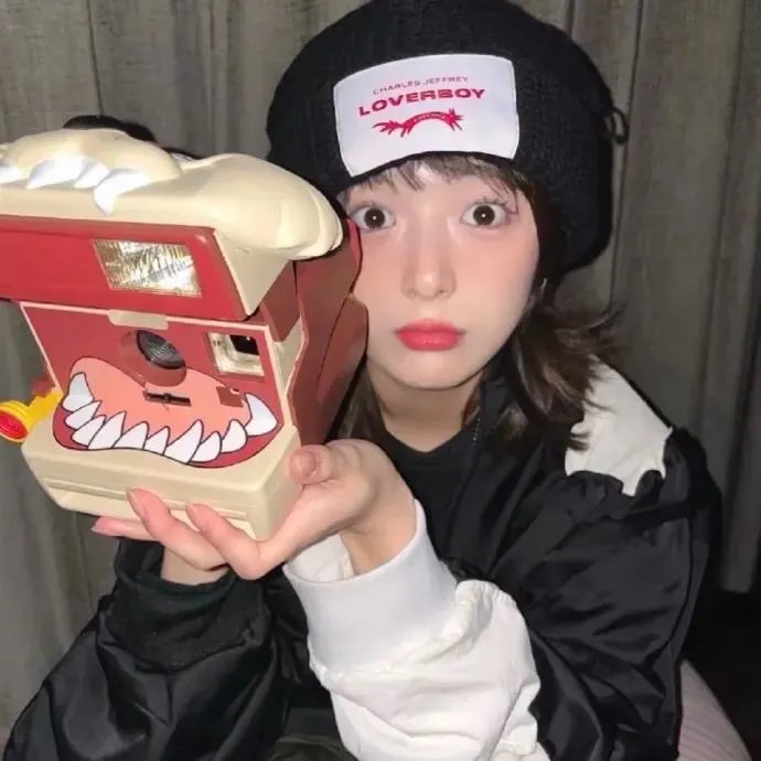 重生黑月光，大小姐她专治不服